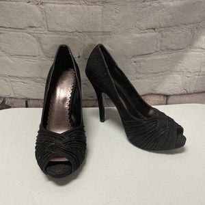 Lulu Townshend black sparkly peep toe heels size 8